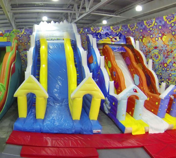 Winter inflatable games rental Montérégie